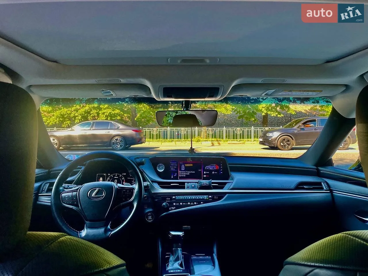 2019 Lexus ES - мініатюра 26