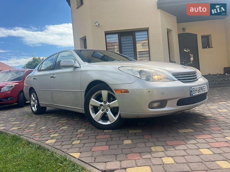 Седан Lexus ES 2003 в Львові