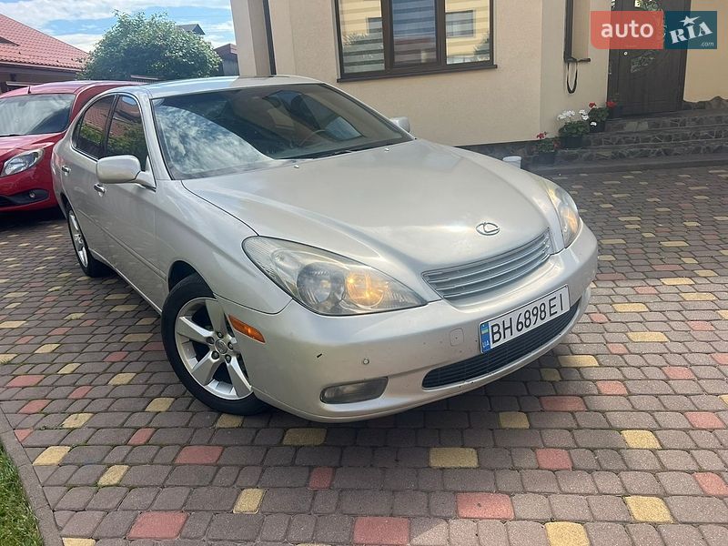 Седан Lexus ES 2003 в Львові