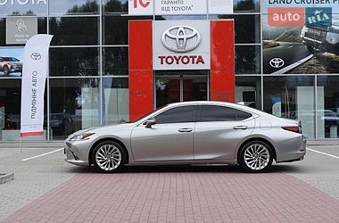 Седан Lexus ES 2021 в Житомире