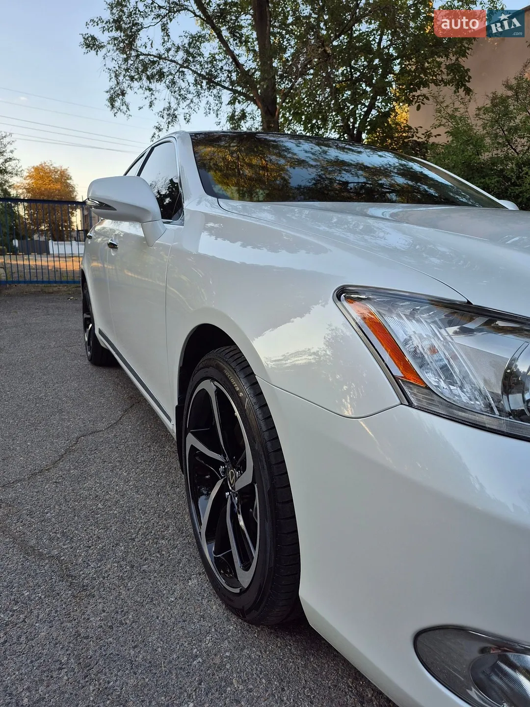 2011 Lexus ES - мініатюра 12