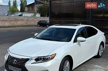 Седан Lexus ES 2012 в Чернигове