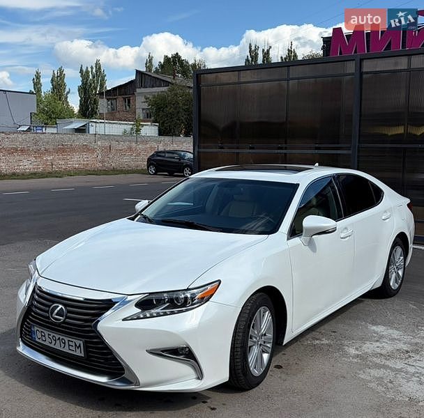 Седан Lexus ES 2012 в Чернигове