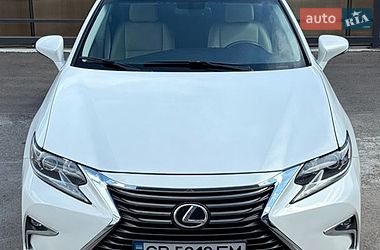 Седан Lexus ES 2012 в Чернигове