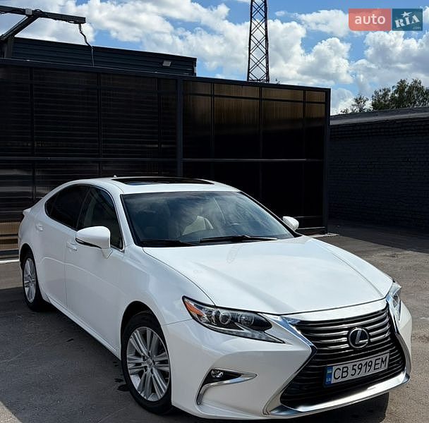 Седан Lexus ES 2012 в Чернигове