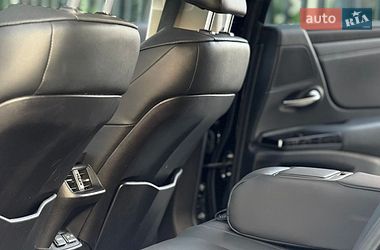 Седан Lexus ES 2023 в Кропивницком