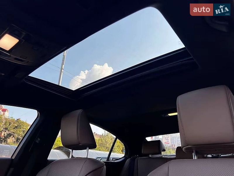 Седан Lexus ES 2023 в Киеве