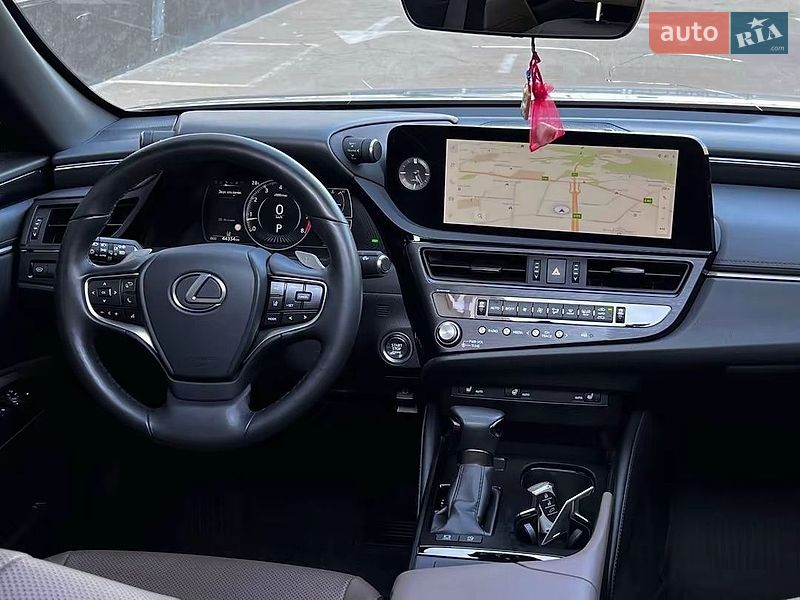 Седан Lexus ES 2023 в Киеве