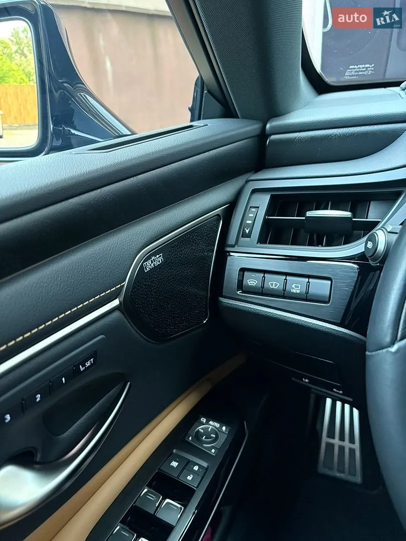 2022 Lexus ES - мініатюра 19