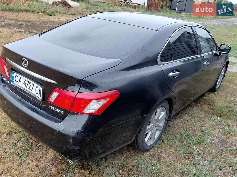 Седан Lexus ES 2006 в Смілі