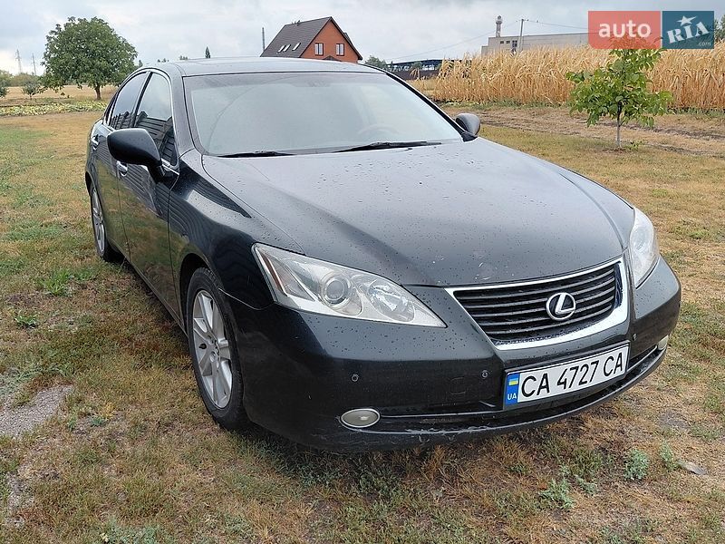 Седан Lexus ES 2006 в Смілі