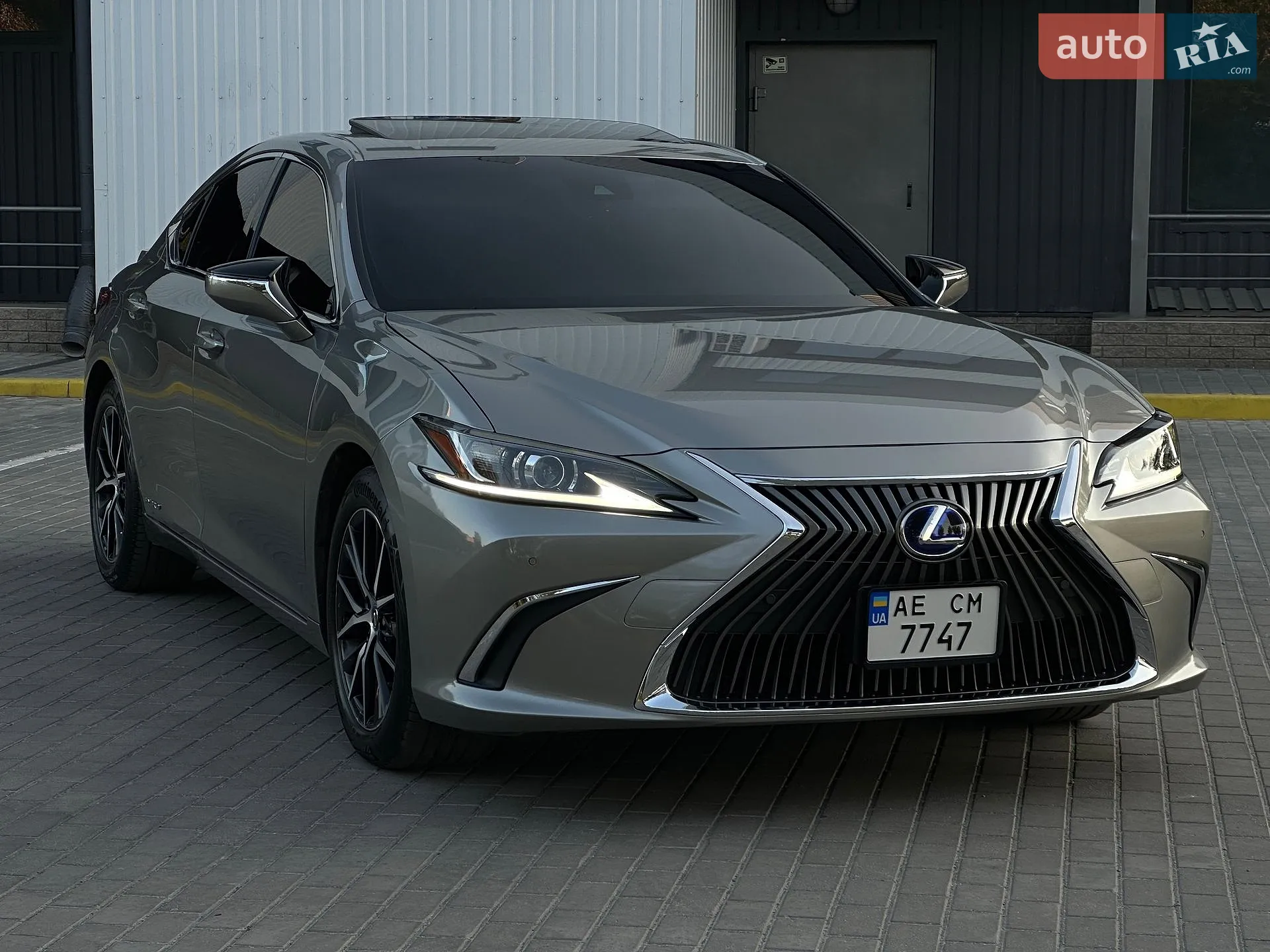 2021 Lexus ES - мініатюра 2