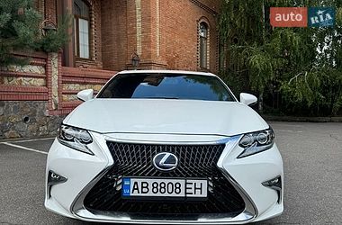 Седан Lexus ES 2014 в Киеве фото 3 Седан Lexus ES 2014 в Киеве