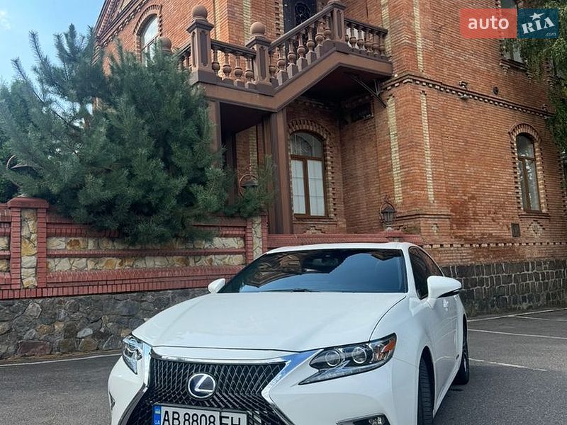 Седан Lexus ES 2014 в Киеве фото 6 Седан Lexus ES 2014 в Киеве
