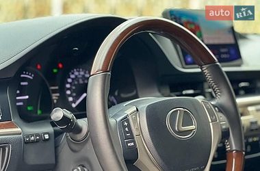Седан Lexus ES 2014 в Киеве фото 5 Седан Lexus ES 2014 в Киеве