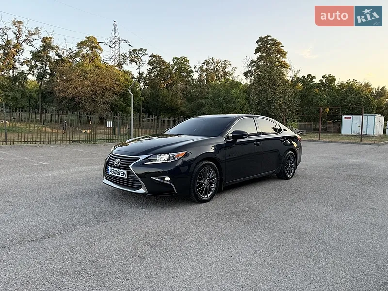 Lexus ES 2017