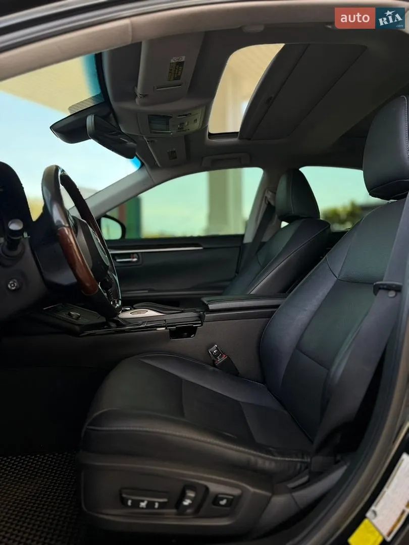 2017 Lexus ES - мініатюра 13