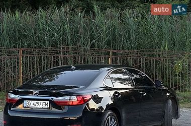 Седан Lexus ES 2017 в Хмельницком