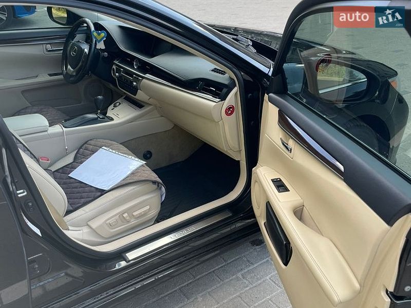 Седан Lexus ES 2014 в Обухові фото 19 Седан Lexus ES 2014 в Обухові