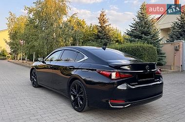 Седан Lexus ES 2023 в Одесі