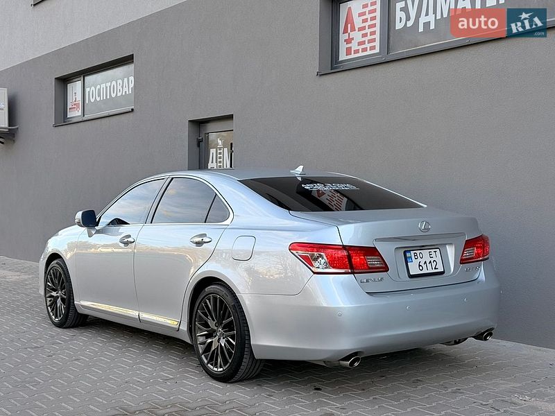 Седан Lexus ES 2009 в Тернополі