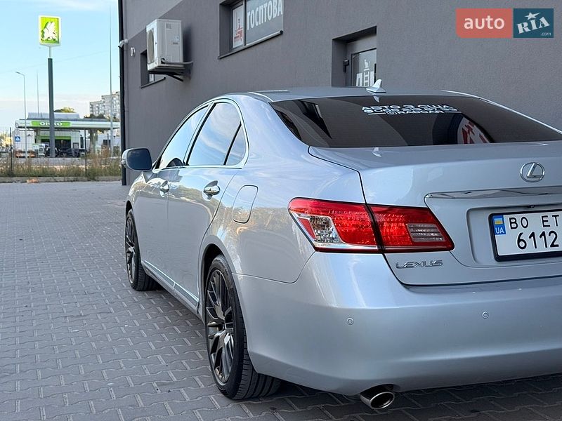 Седан Lexus ES 2009 в Тернополі