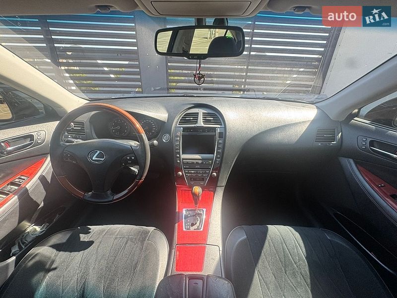 Седан Lexus ES 2008 в Киеве