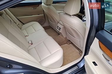 Седан Lexus ES 2014 в Києві