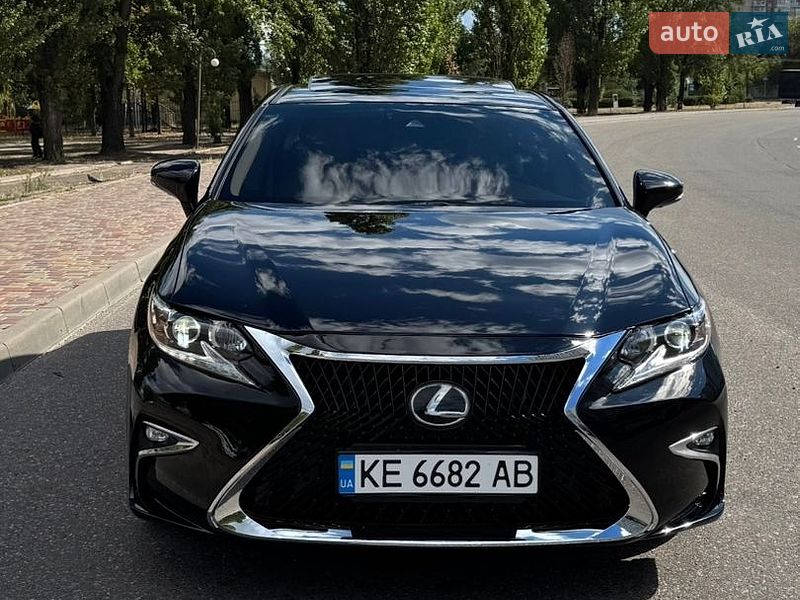 Седан Lexus ES 2016 в Черкасах фото Седан Lexus ES 2016 в Черкасах