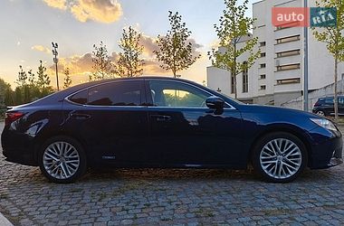 Седан Lexus ES 2013 в Києві фото 16 Седан Lexus ES 2013 в Києві