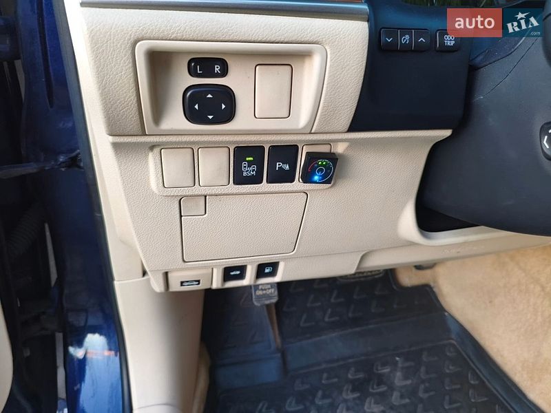 Седан Lexus ES 2013 в Києві фото 23 Седан Lexus ES 2013 в Києві