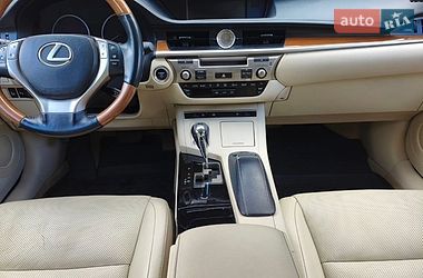 Седан Lexus ES 2013 в Києві фото 22 Седан Lexus ES 2013 в Києві