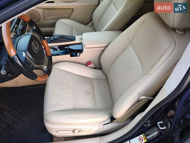 Седан Lexus ES 2013 в Києві фото 24 Седан Lexus ES 2013 в Києві