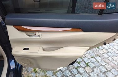 Седан Lexus ES 2013 в Києві фото 31 Седан Lexus ES 2013 в Києві