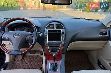 Седан Lexus ES 2007 в Ізмаїлі