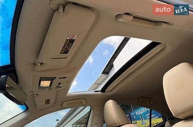 Седан Lexus ES 2016 в Киеве