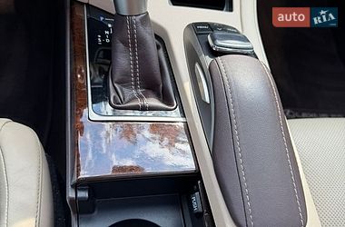 Седан Lexus ES 2016 в Киеве