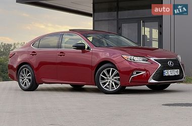 Седан Lexus ES 2015 в Черновцах
