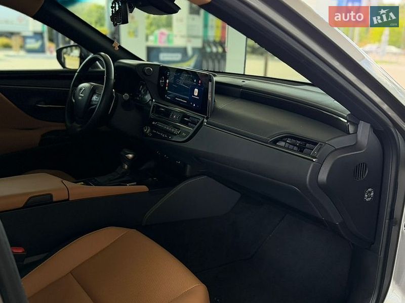 Седан Lexus ES 2023 в Дніпрі фото 30 Седан Lexus ES 2023 в Дніпрі