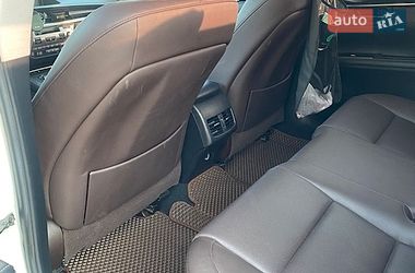 Седан Lexus ES 2018 в Житомире