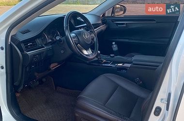 Седан Lexus ES 2018 в Житомире