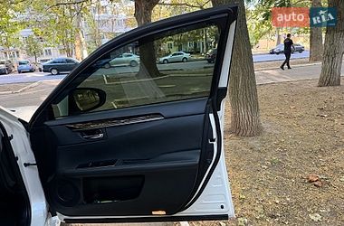 Седан Lexus ES 2016 в Одесі