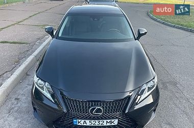 Седан Lexus ES 2018 в Черкасах