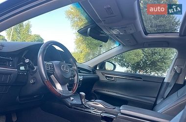 Седан Lexus ES 2018 в Черкасах