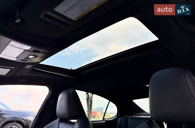 Седан Lexus ES 2023 в Львові
