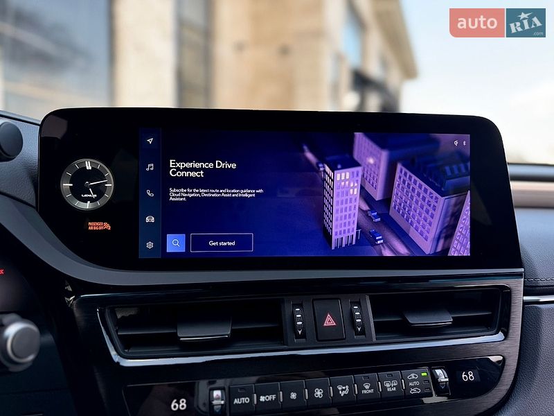 Седан Lexus ES 2023 в Львові