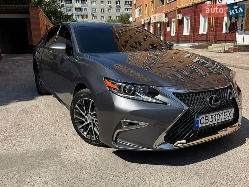 Седан Lexus ES 2017 в Чернігові