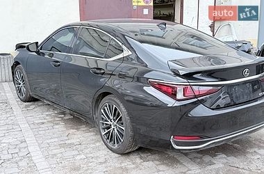 Седан Lexus ES 2023 в Днепре