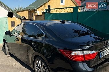 Седан Lexus ES 2015 в Фастове