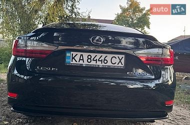 Седан Lexus ES 2016 в Києві